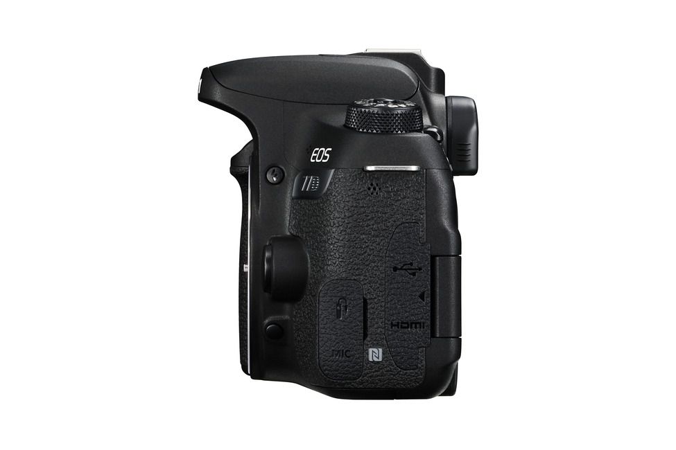 Canon EOS 77D Boitier