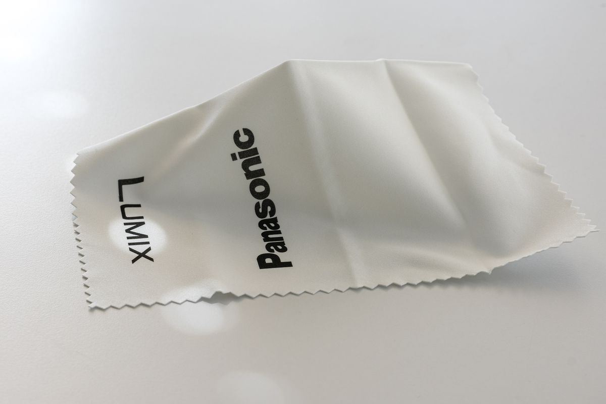 Panasonic / Lumix Mikrofaser-Tuch weiss