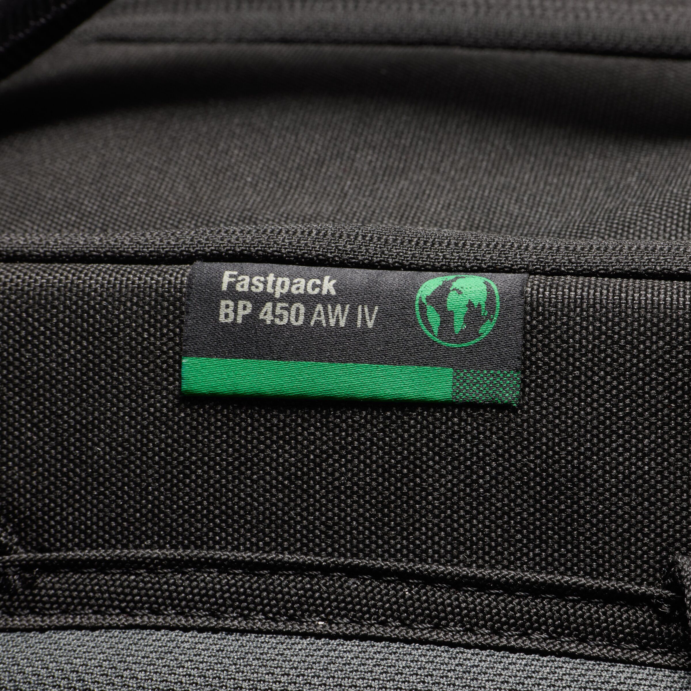 Lowepro Fastpack BP 450 AW IV Black