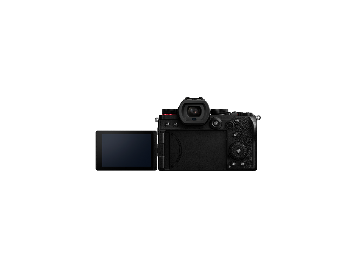 Panasonic Lumix S5D + 18-40mm