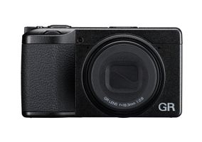 Ricoh GR IV black