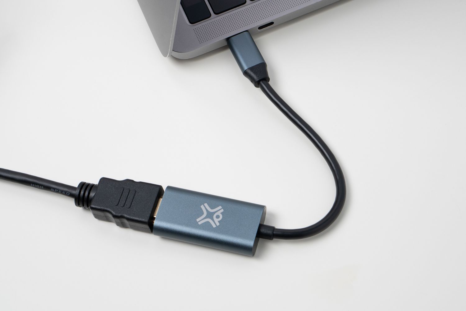 XtremeMac HDMI to type C Adapter