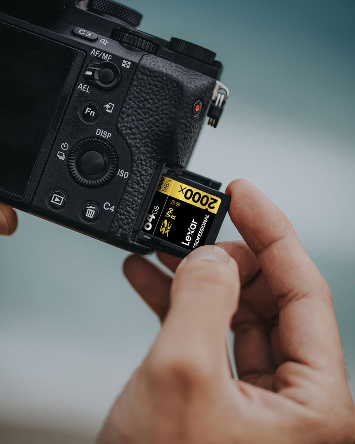 Lexar 2000x UHS-II SDXC 256GB Gold