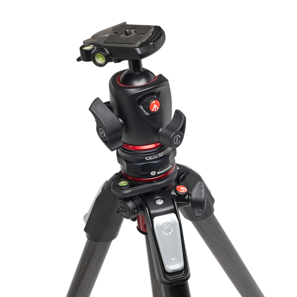 Manfrotto 055XPRO Carbon Tripod w/BH