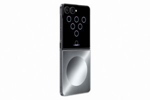 Samsung Flip 8 Flipsuit Case Silver