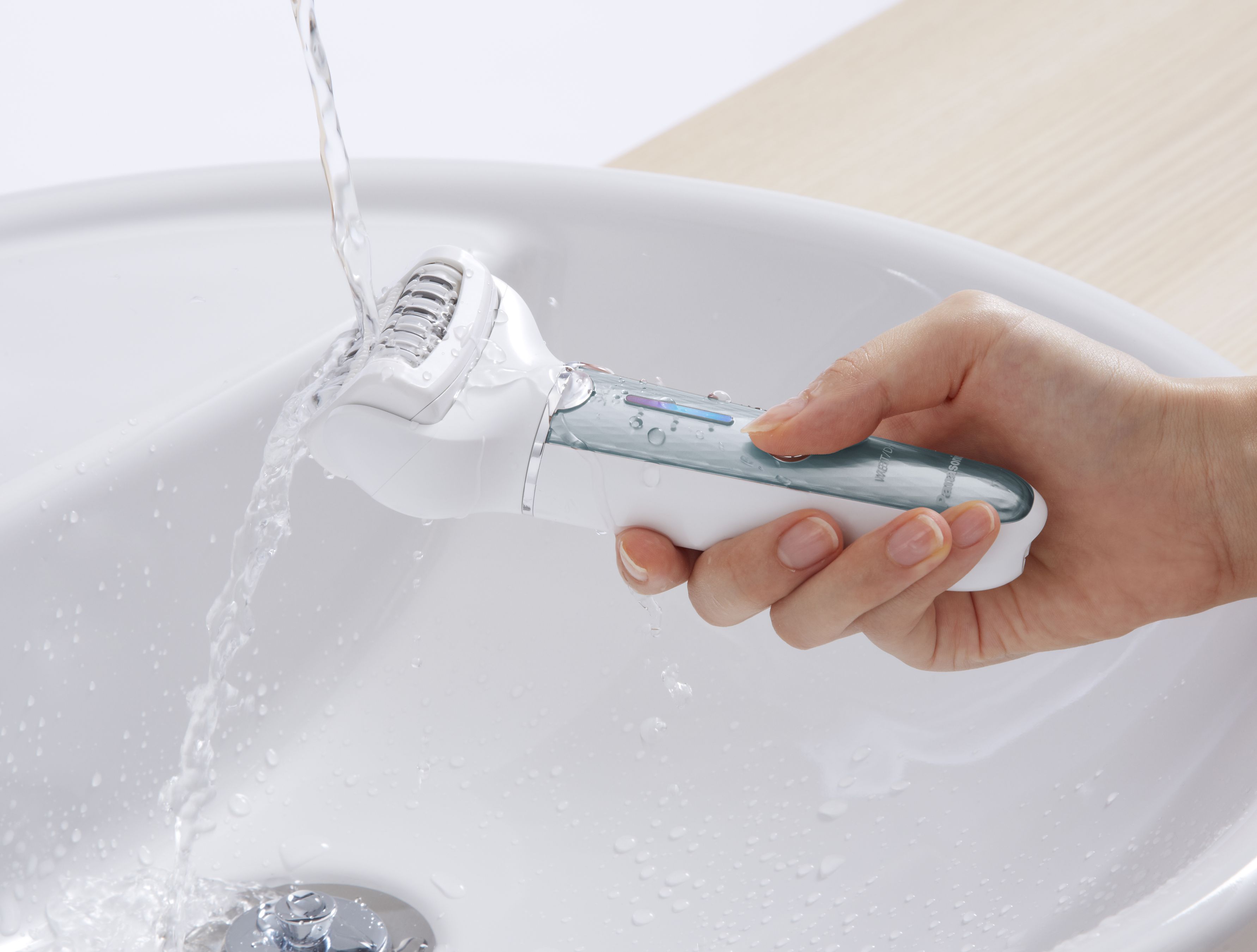 Panasonic Epilateur Wet/Dry, ES-EL2