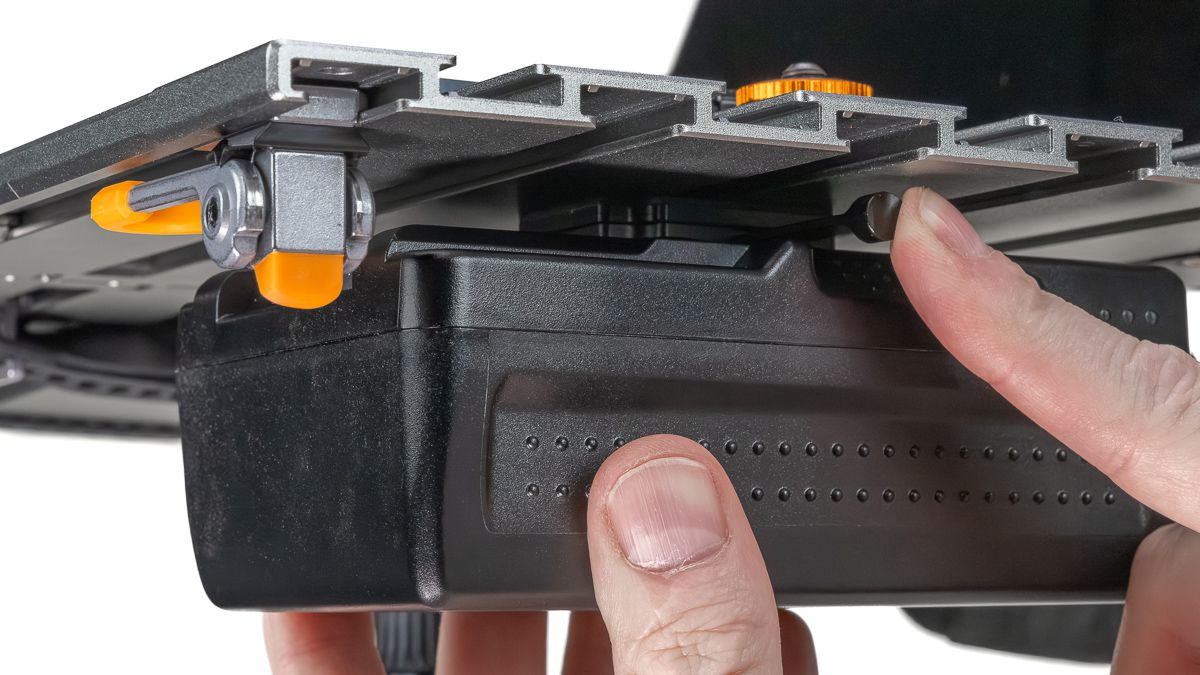 Tether AeroTrac V-Mount Adapter