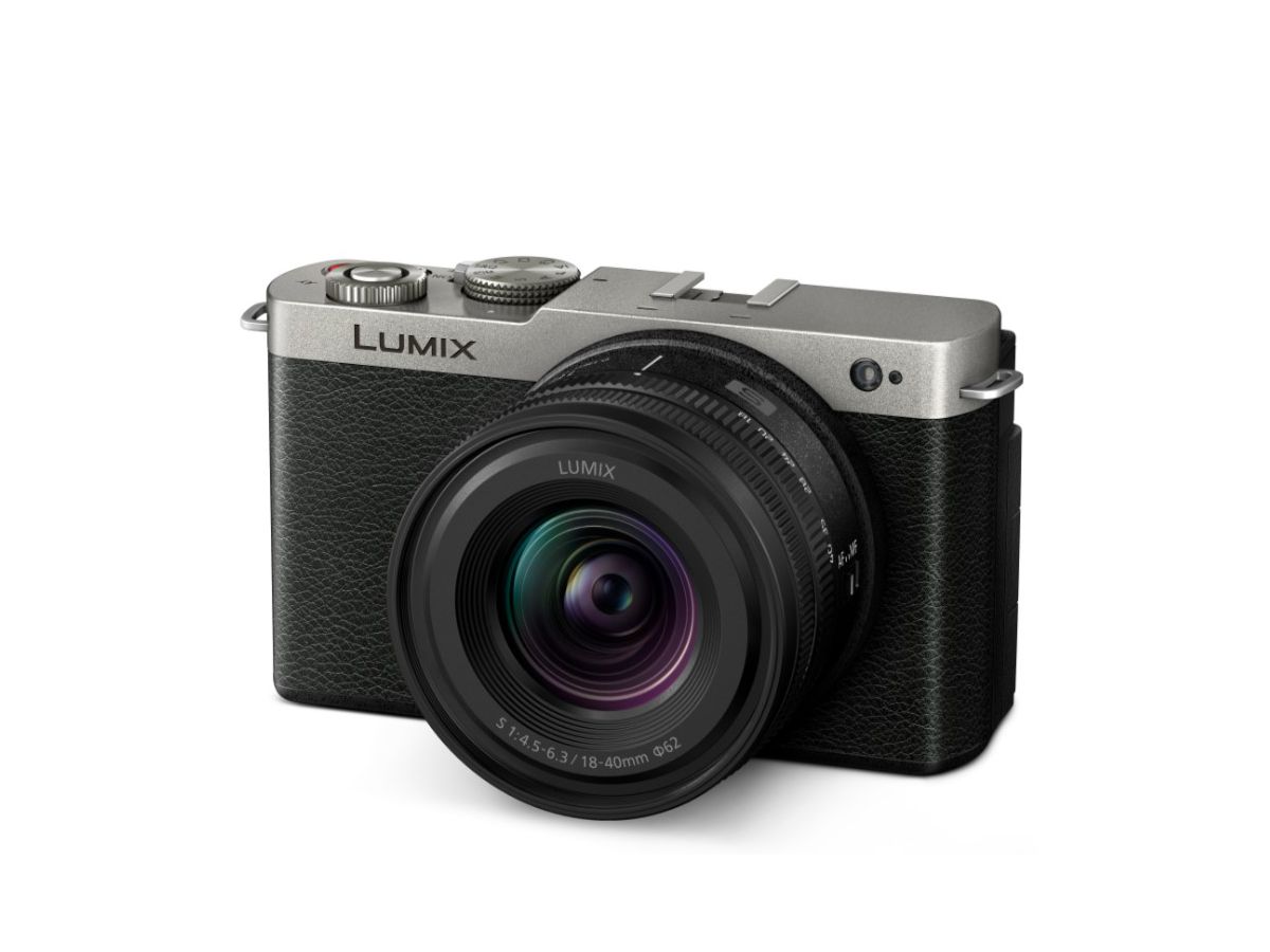 Panasonic Lumix S9 + 18-40mm Jet Silver