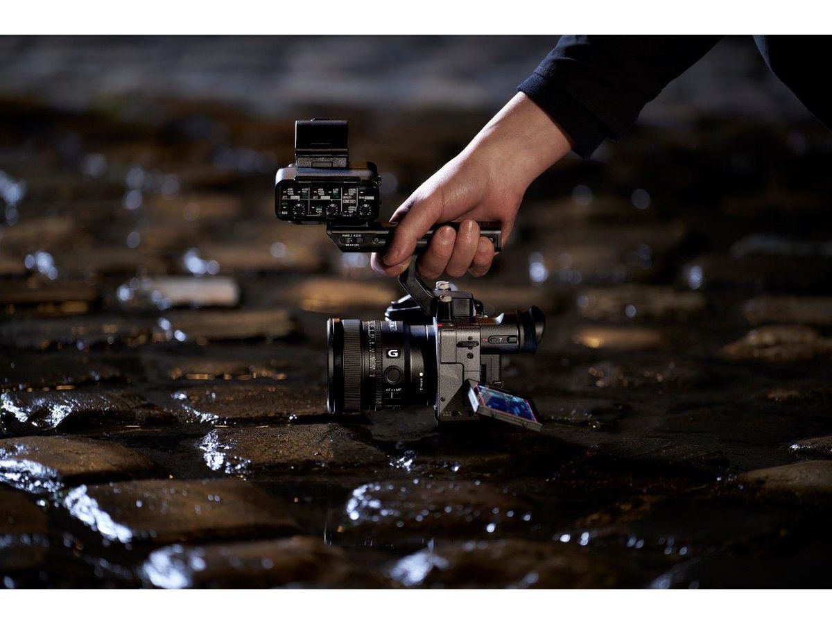 Sony ILME-FX2 Alpha XLR Kit Cinema Line