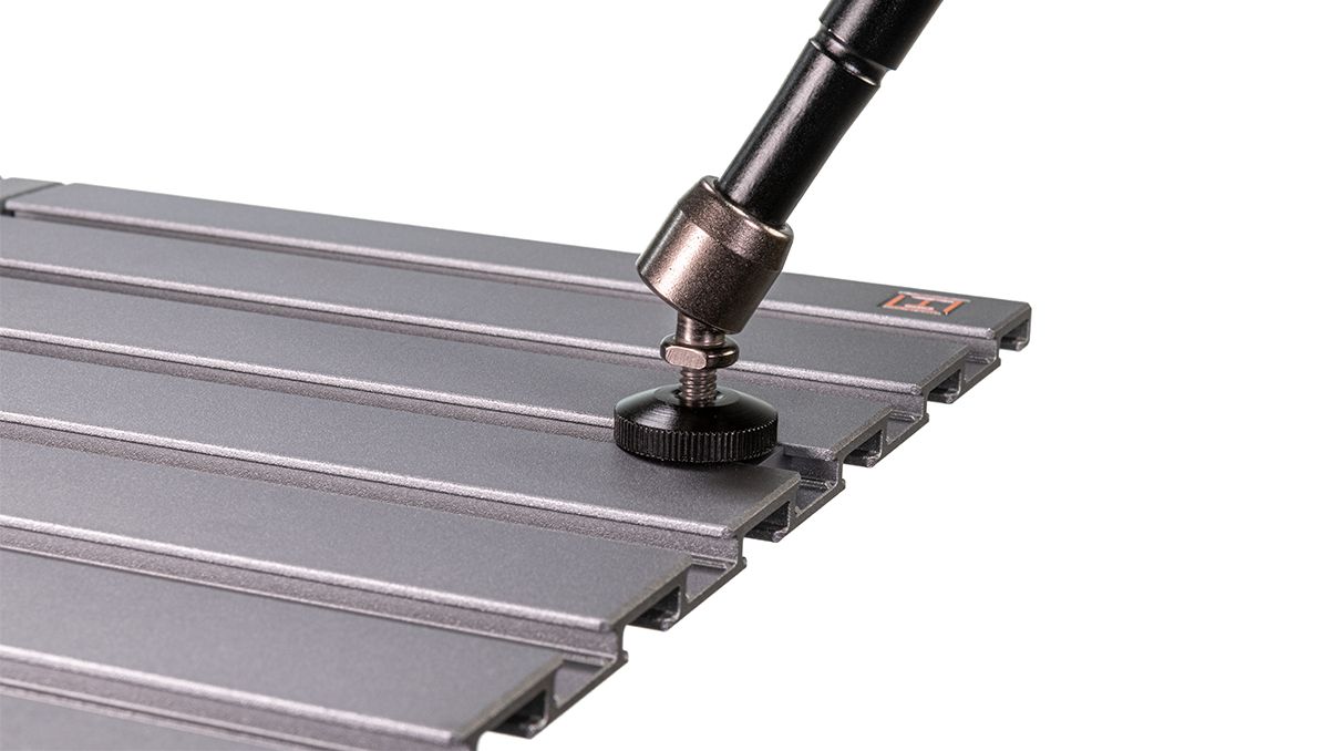 Tether AeroTrac 3/8"-16 Acc Threads (3)