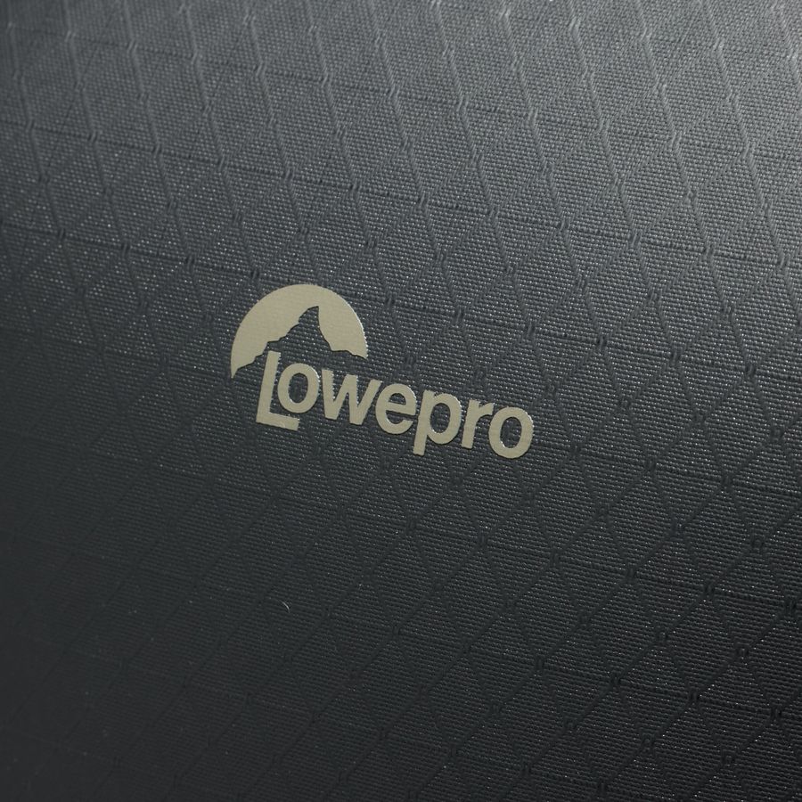 Lowepro Fastpack BP 150 AW IV Black