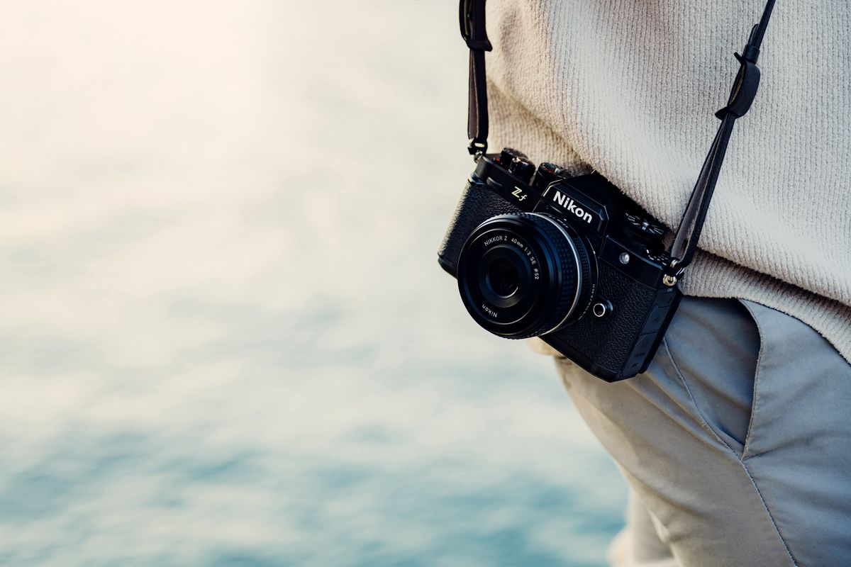 Nikon Z f Lens Kit Z 40mm f2 SE