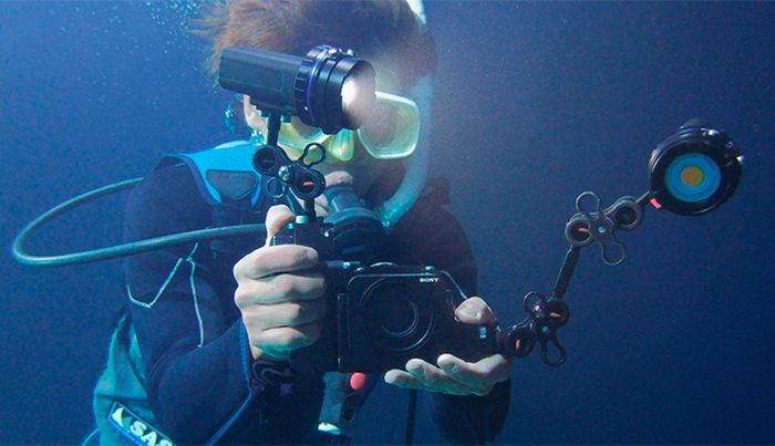 Sony DSC-RX0 Ultra Compact Camera