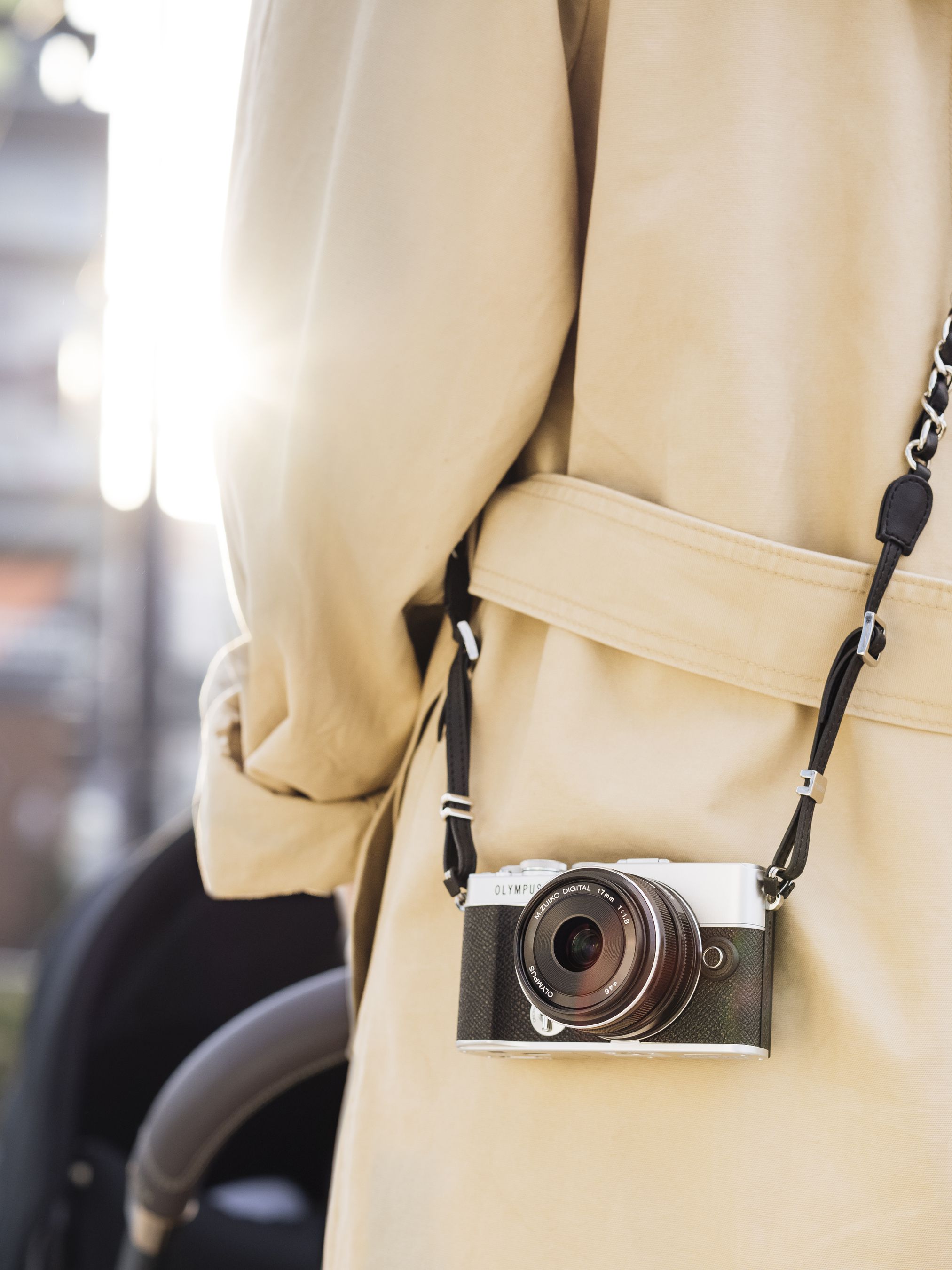 Olympus E-P7 Pancake Zoom Kit silver/blk