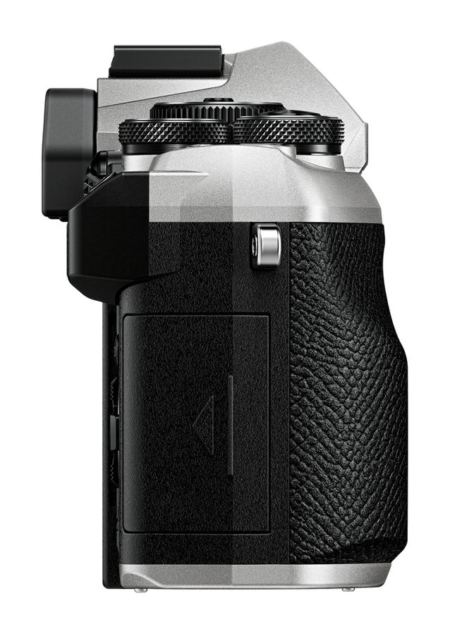 OM System OM-5 Mark II Body silver