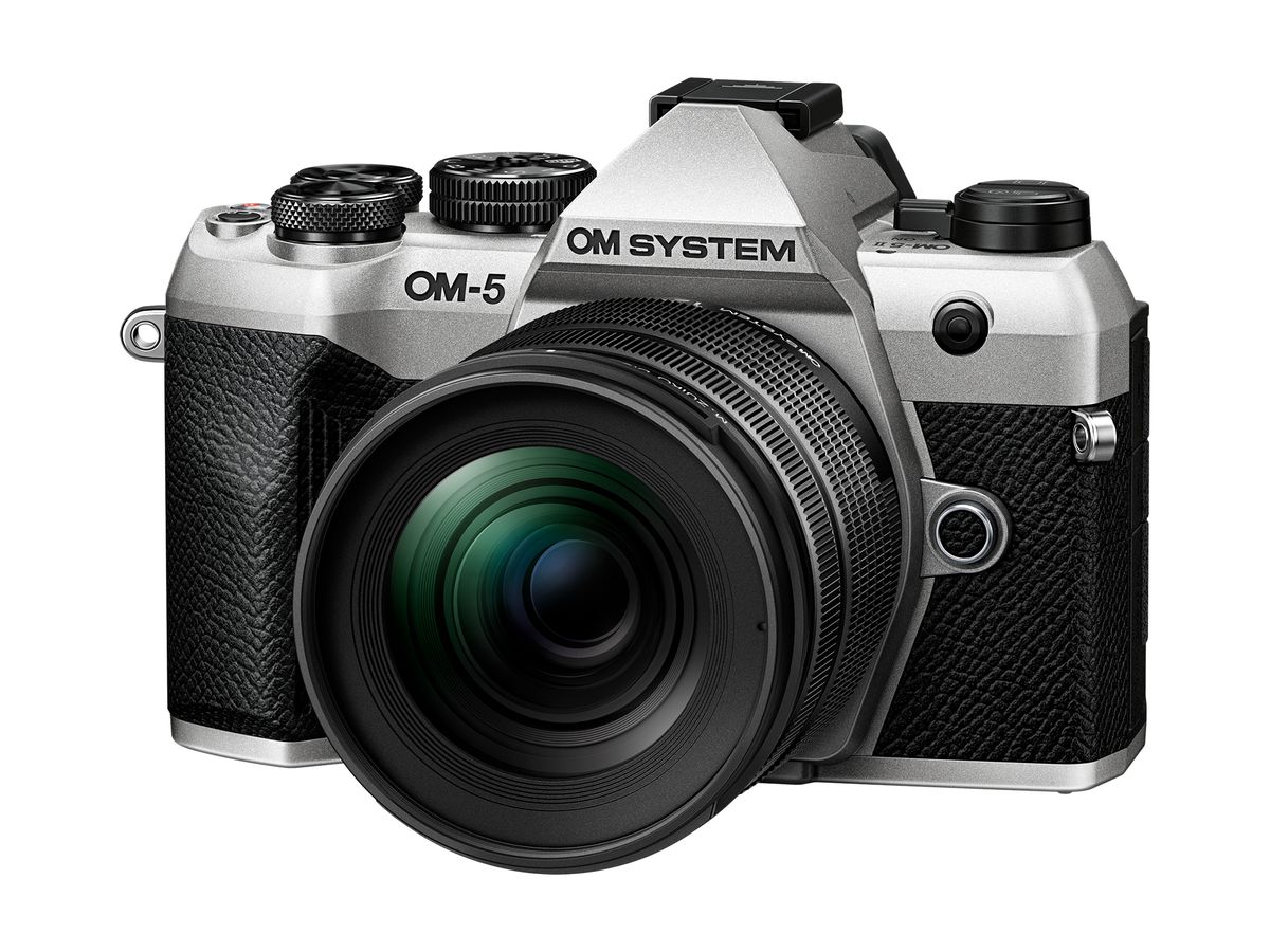 OM System OM-5 Mark II silver 12-45mm
