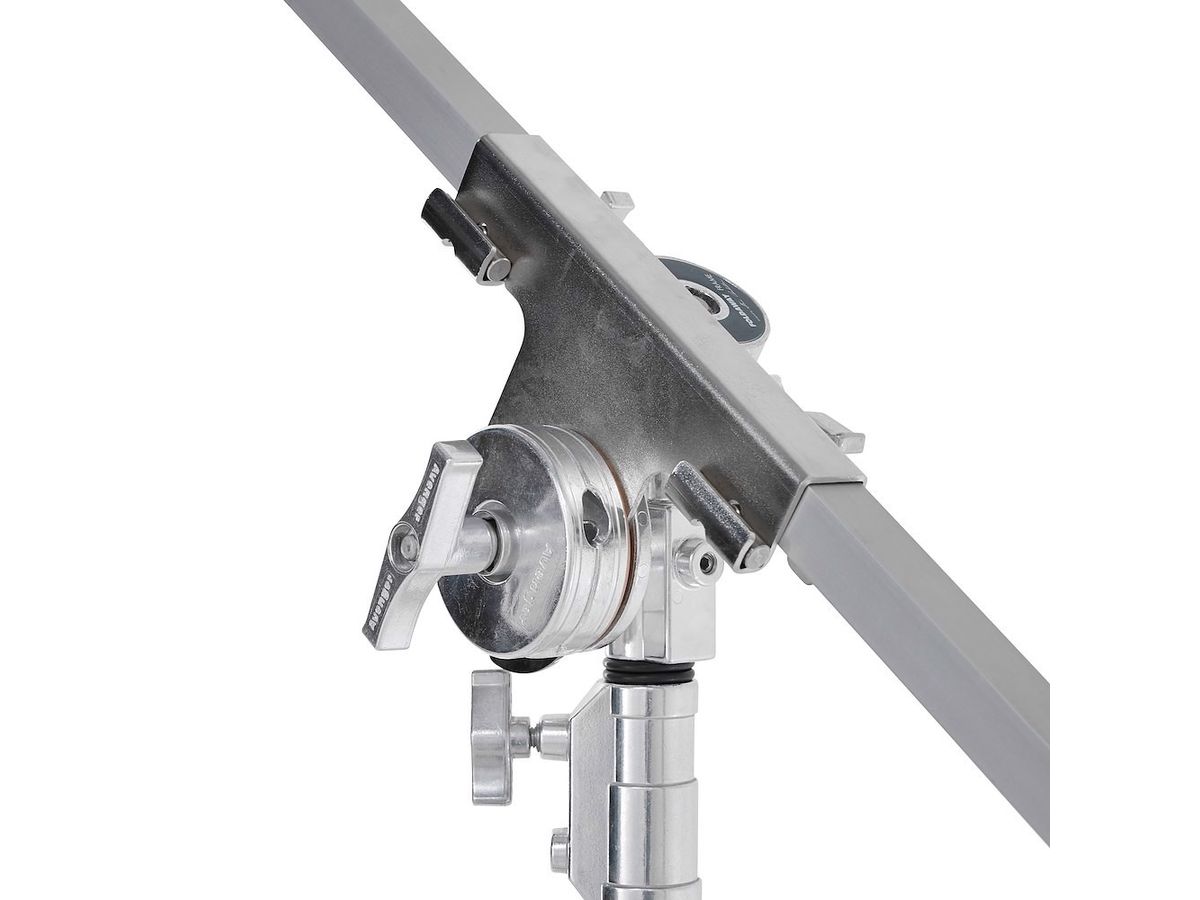 Avenger Fold Away Frame 183x183cm