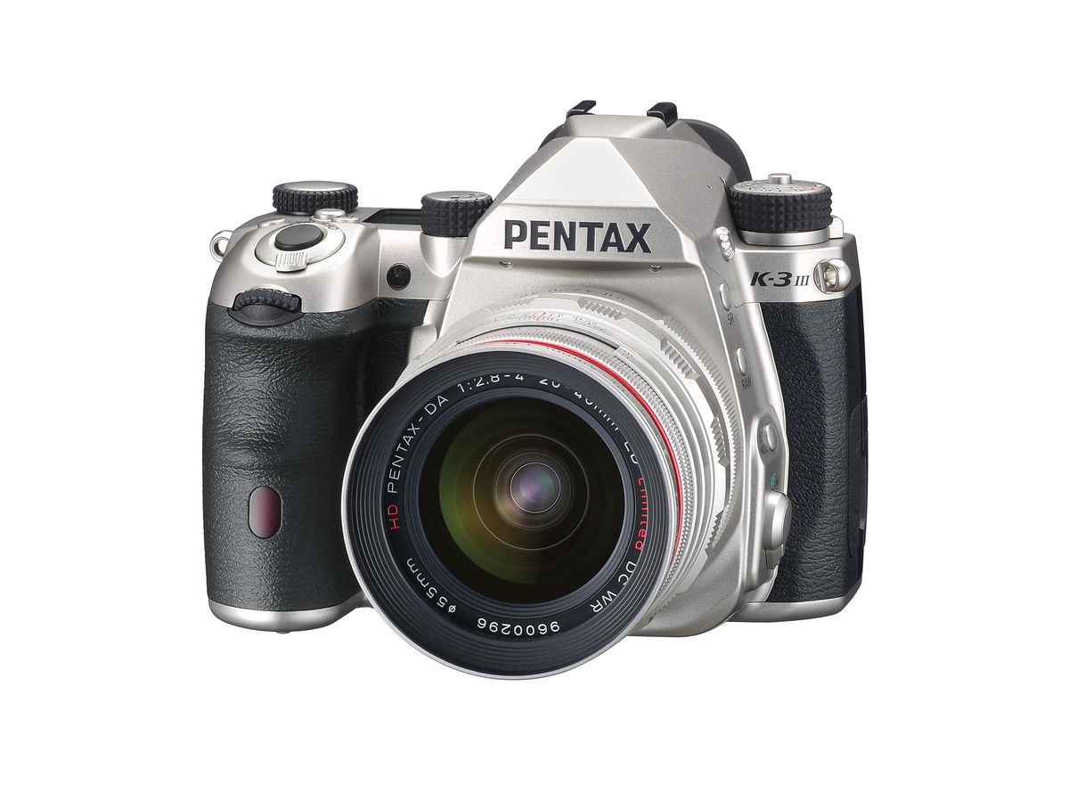 Pentax K-3 Mark III silver + DA 20-40mm