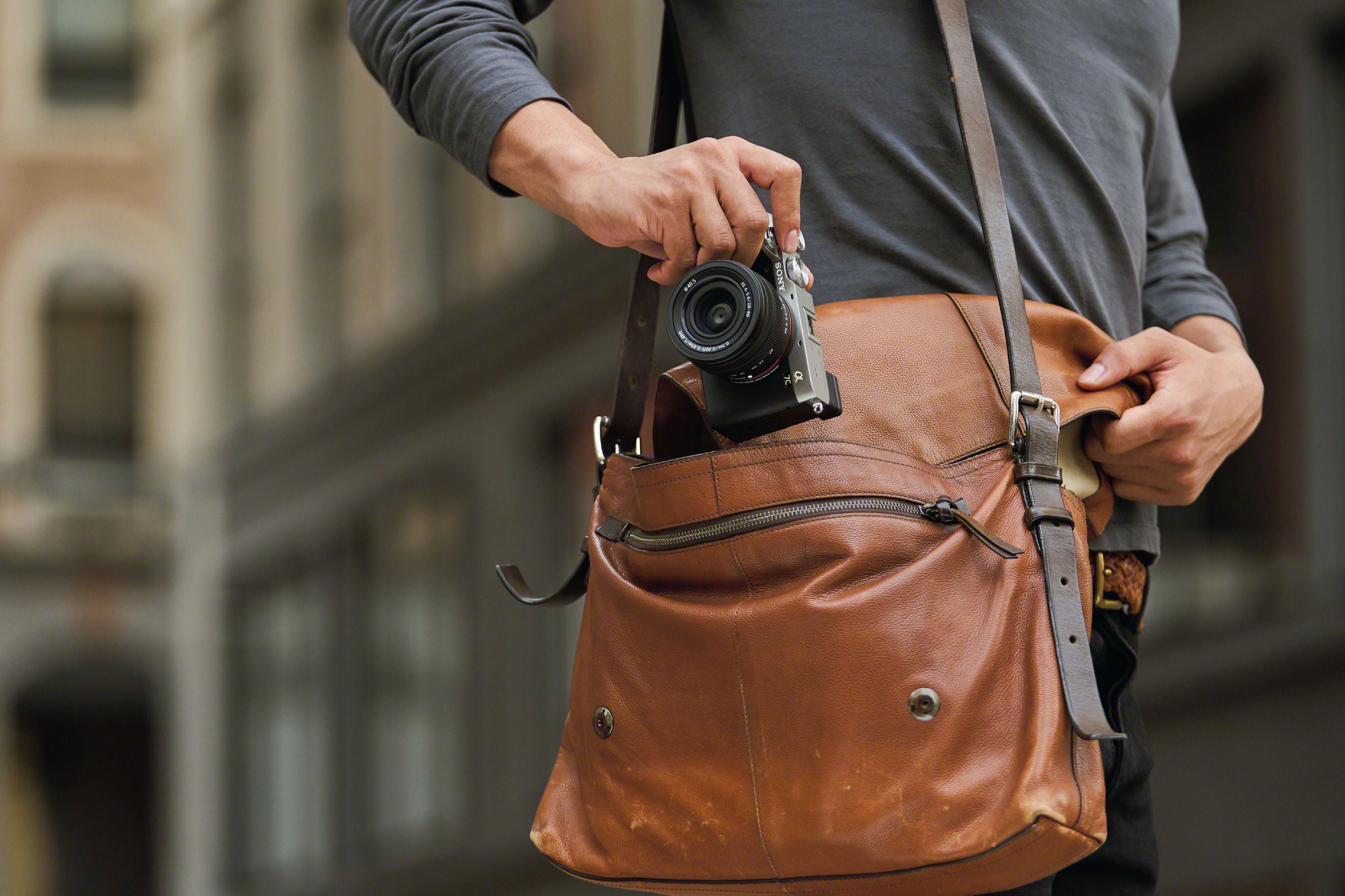 Sony Alpha A7C Kit 28-60mm Black