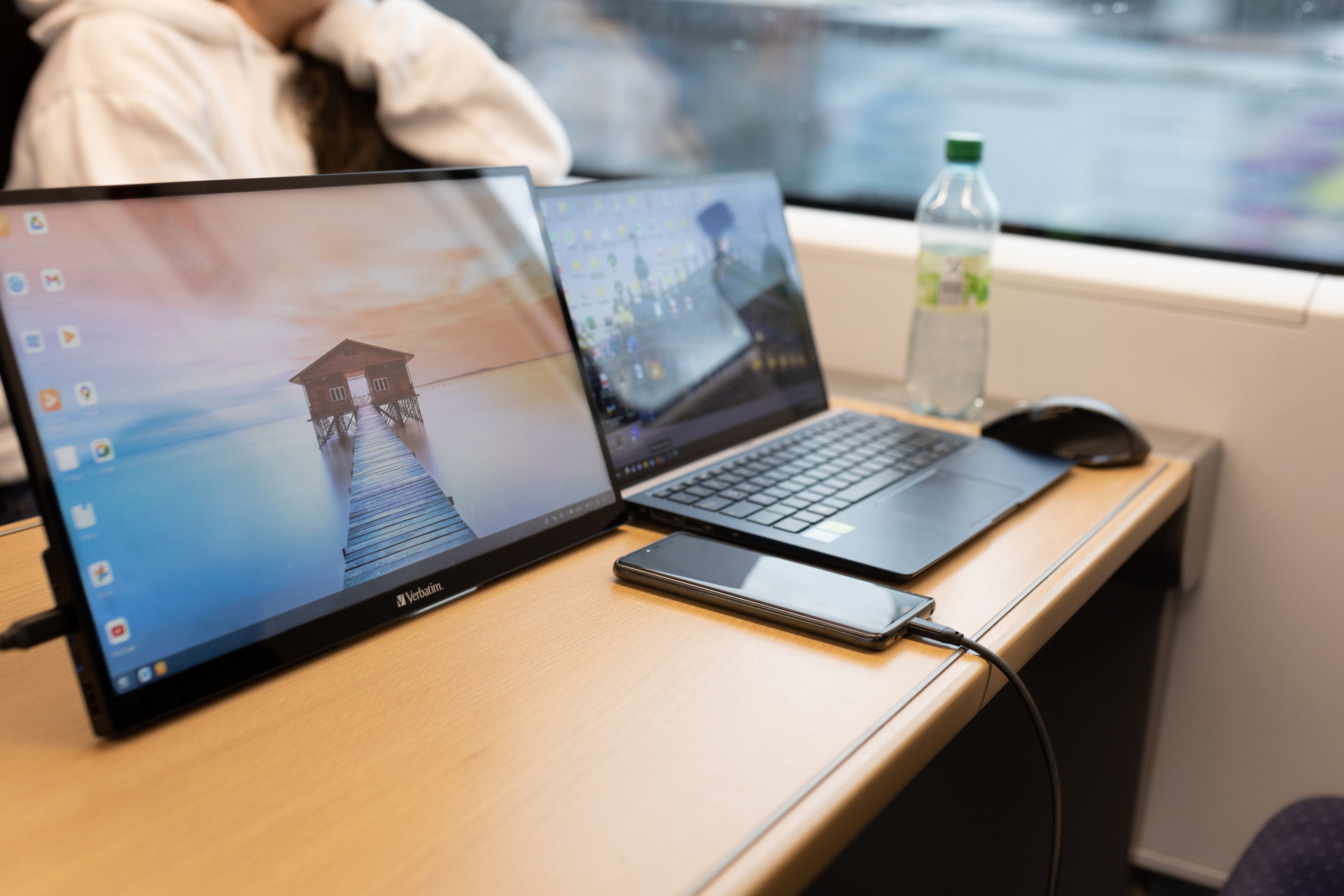 Verbatim Port. Touchscreen Monitor 15.6"