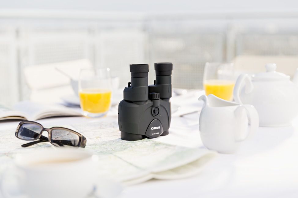 Canon Jumelles 10 x 30 IS II