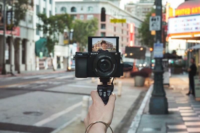 Sony Alpha 6100 A Kit noir 16-50mm II