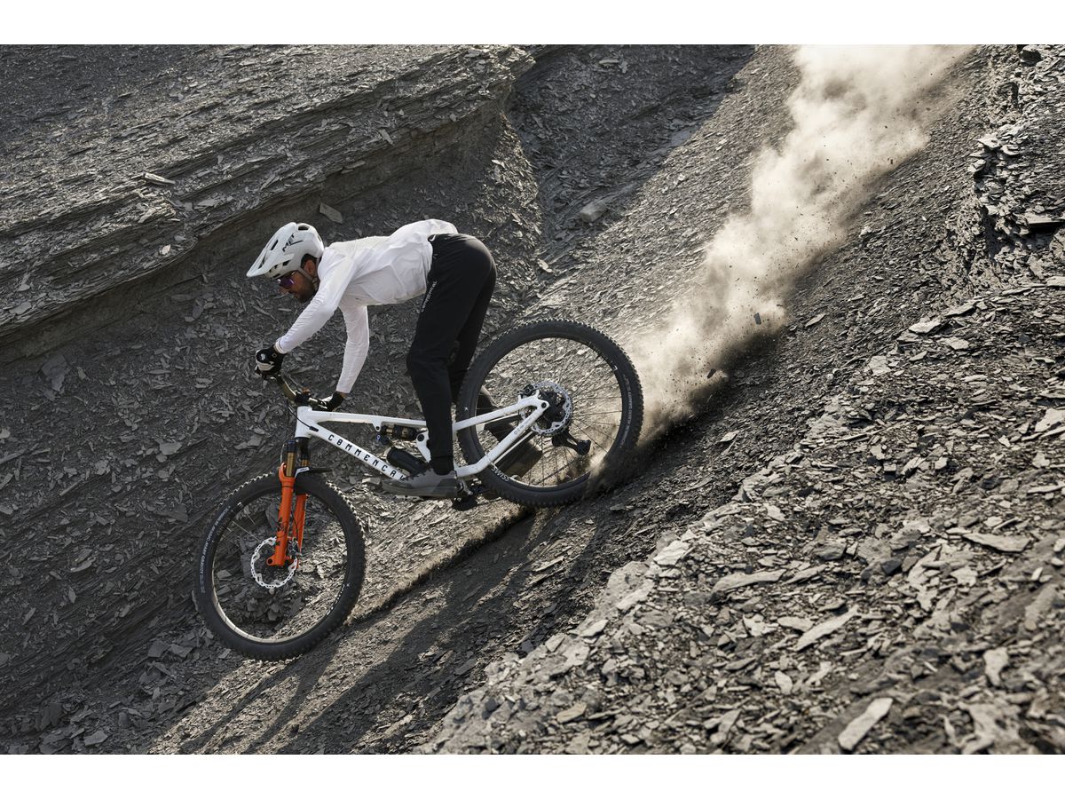 Canon EOS R6 Mark III + 24-105 4-7.1 IS