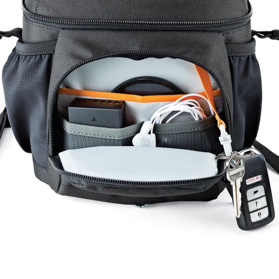 Lowepro Nova 140 AW II
