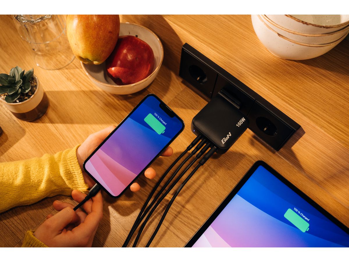 Verbatim Mini GaN 4 Port Charger 165W