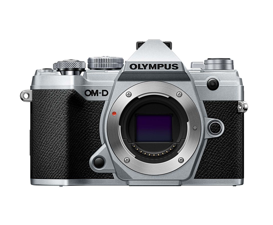 Olympus E-M5 Mark III 12-200 slv/ blk