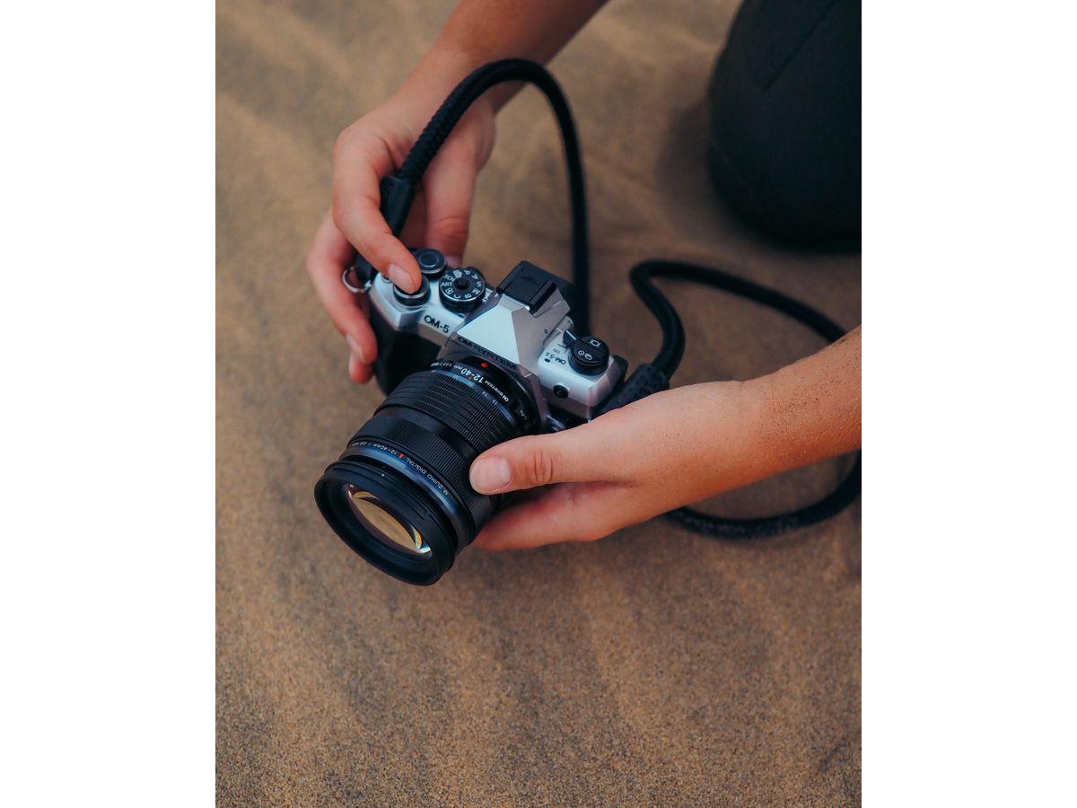 OM System OM-5 Mark II Silver 12-40mm