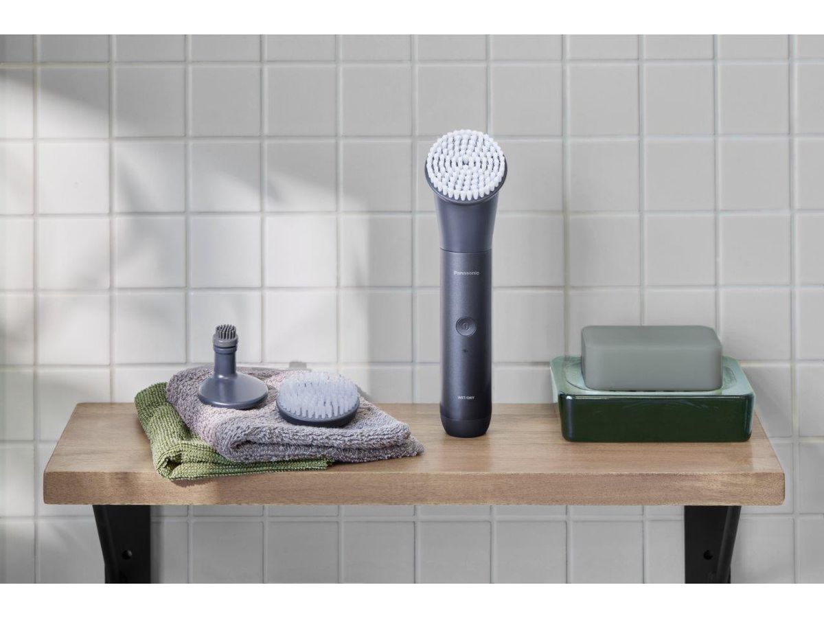 Panasonic Multishape face/beard brush