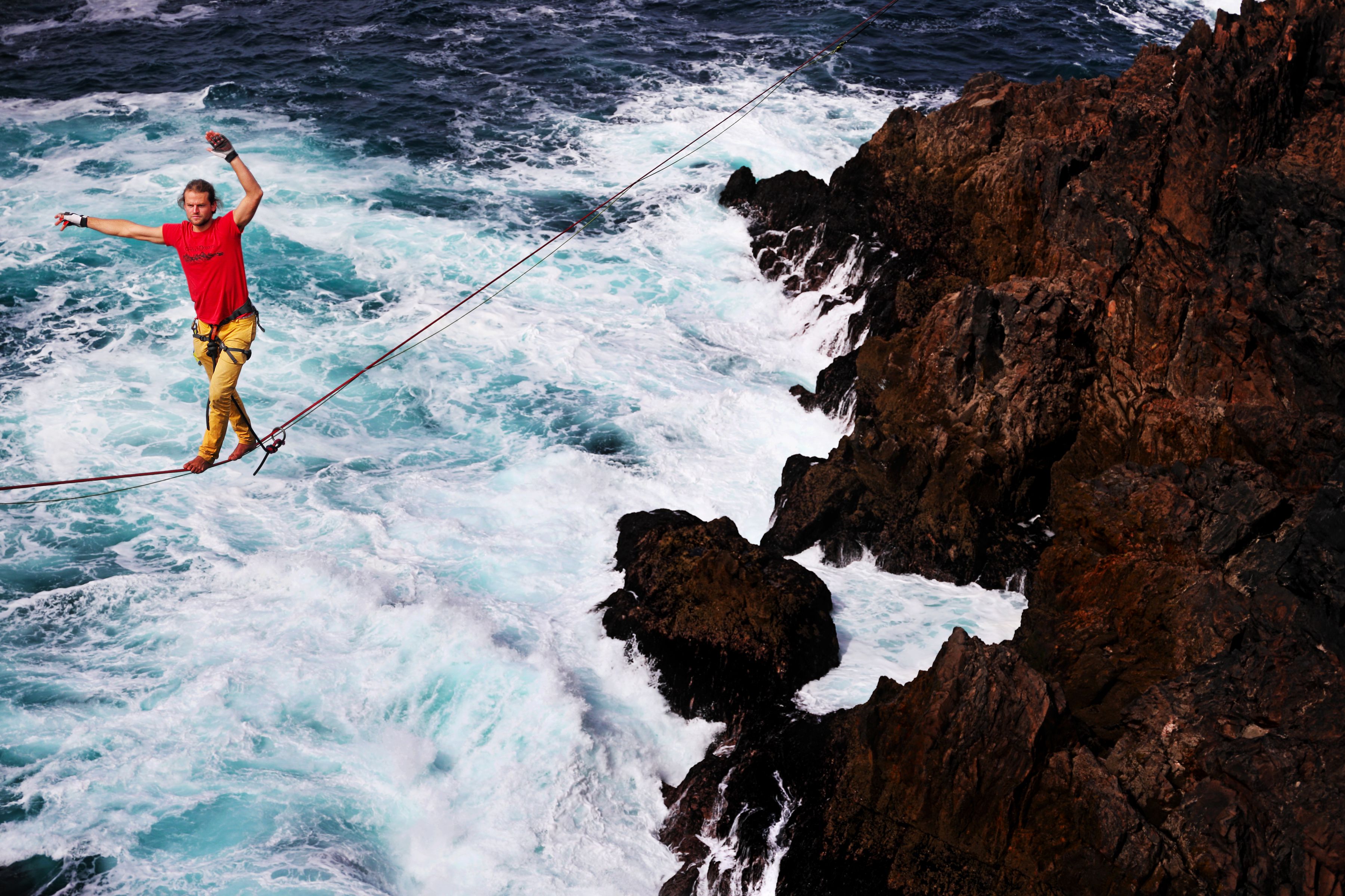 Canon EOS R + RF 24-105mm f/4-7.1 IS STM