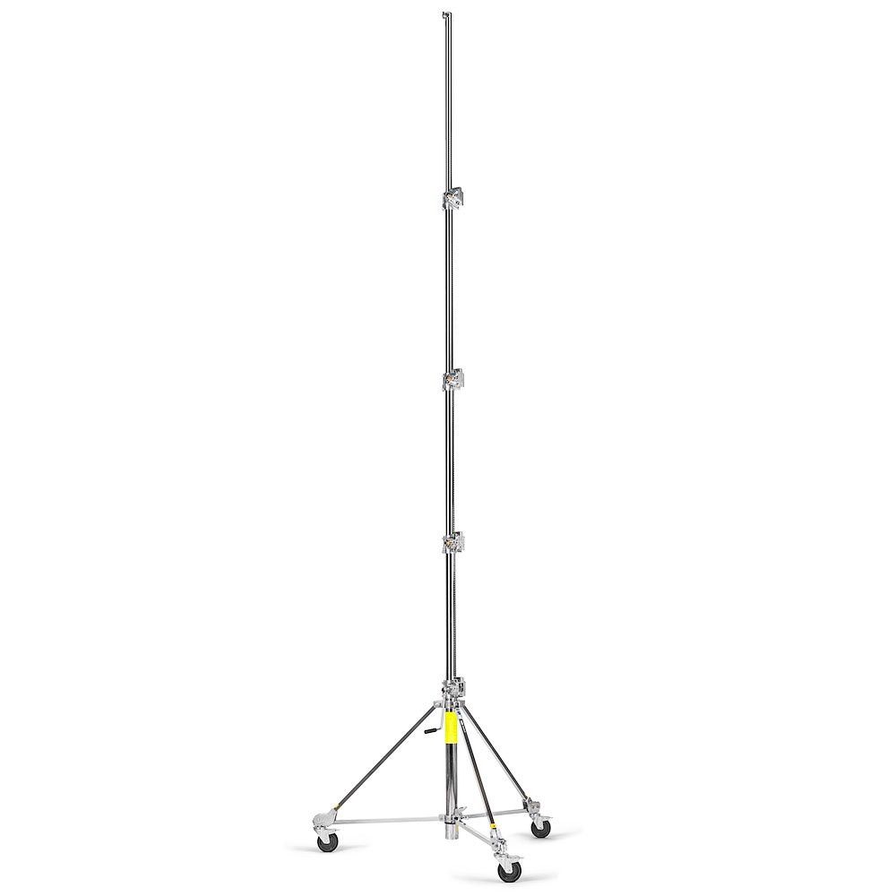 Avenger Strato Safe 4 R w/Hard Wheels