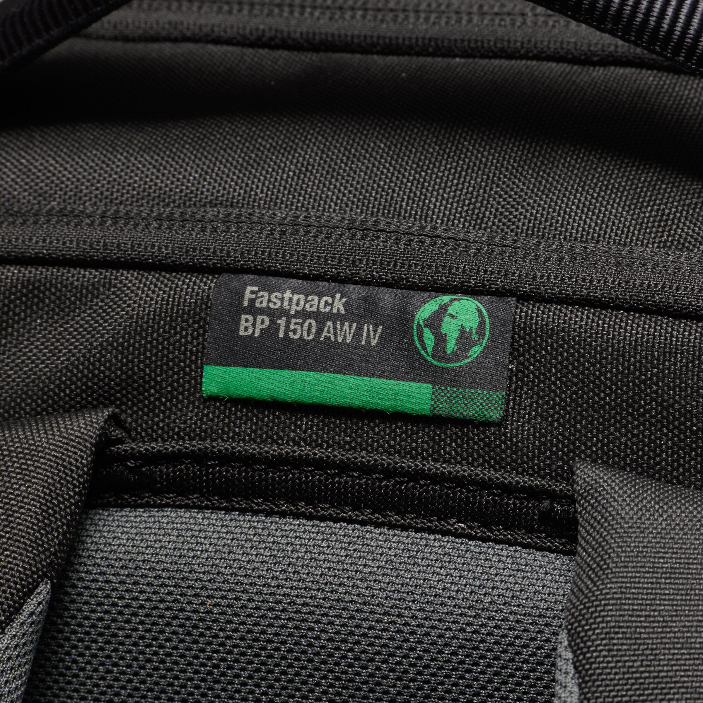 Lowepro Fastpack BP 150 AW IV Black