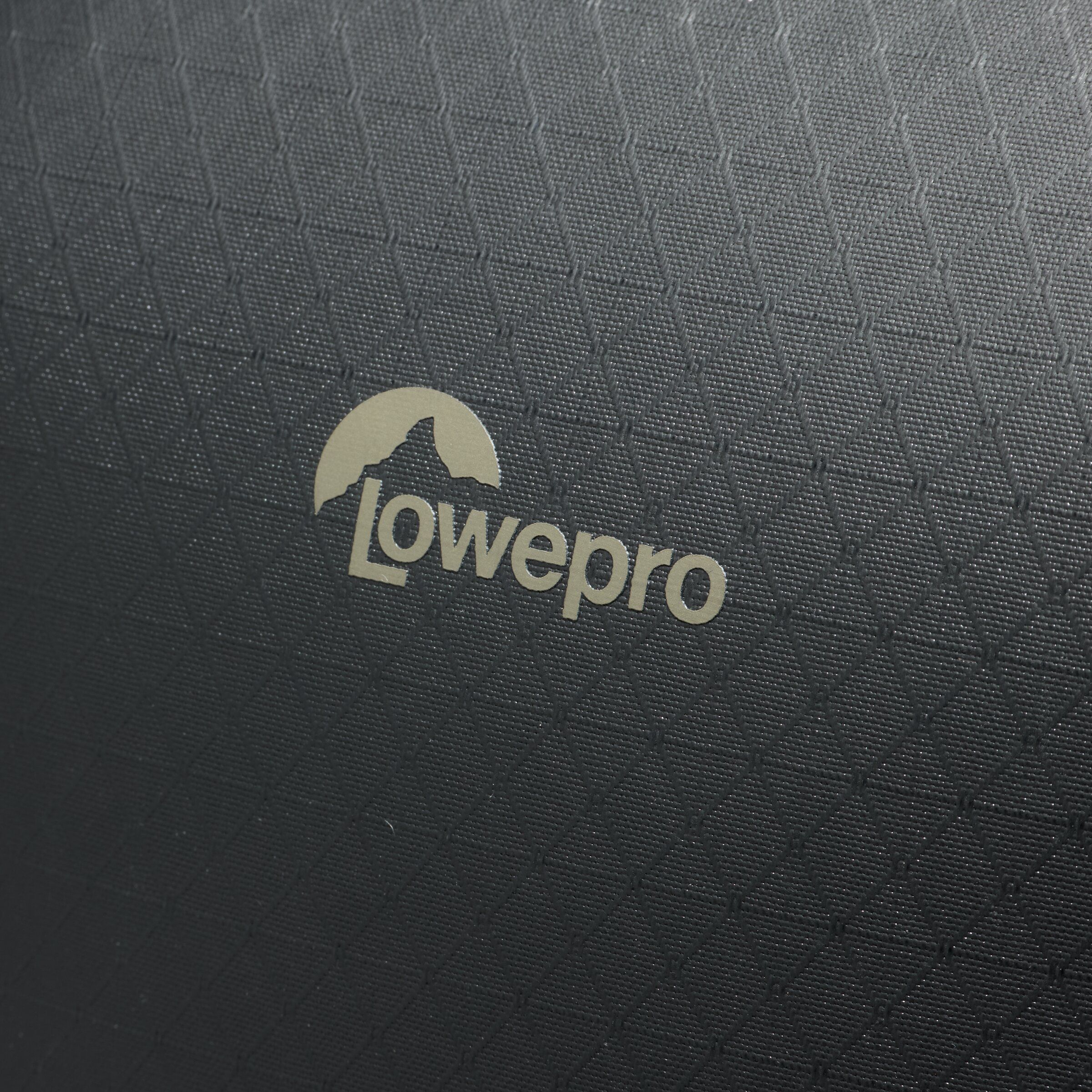 Lowepro Fastpack BP 150 AW IV Black
