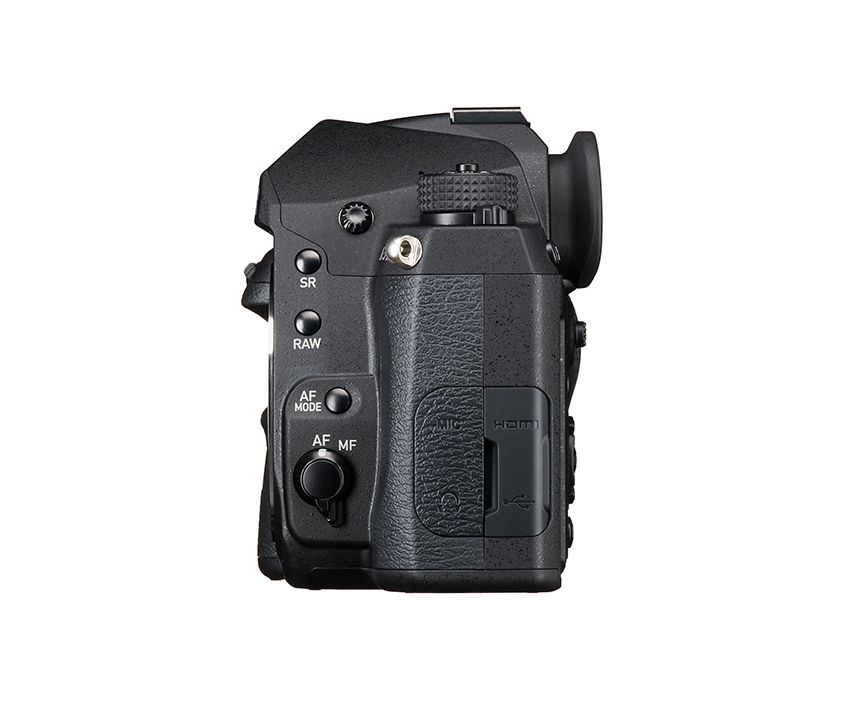 Pentax K-3 Mark III Monochrome + 16-50mm