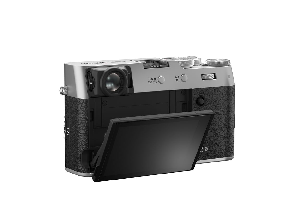 Fujifilm X100VI Silver Swiss Garant