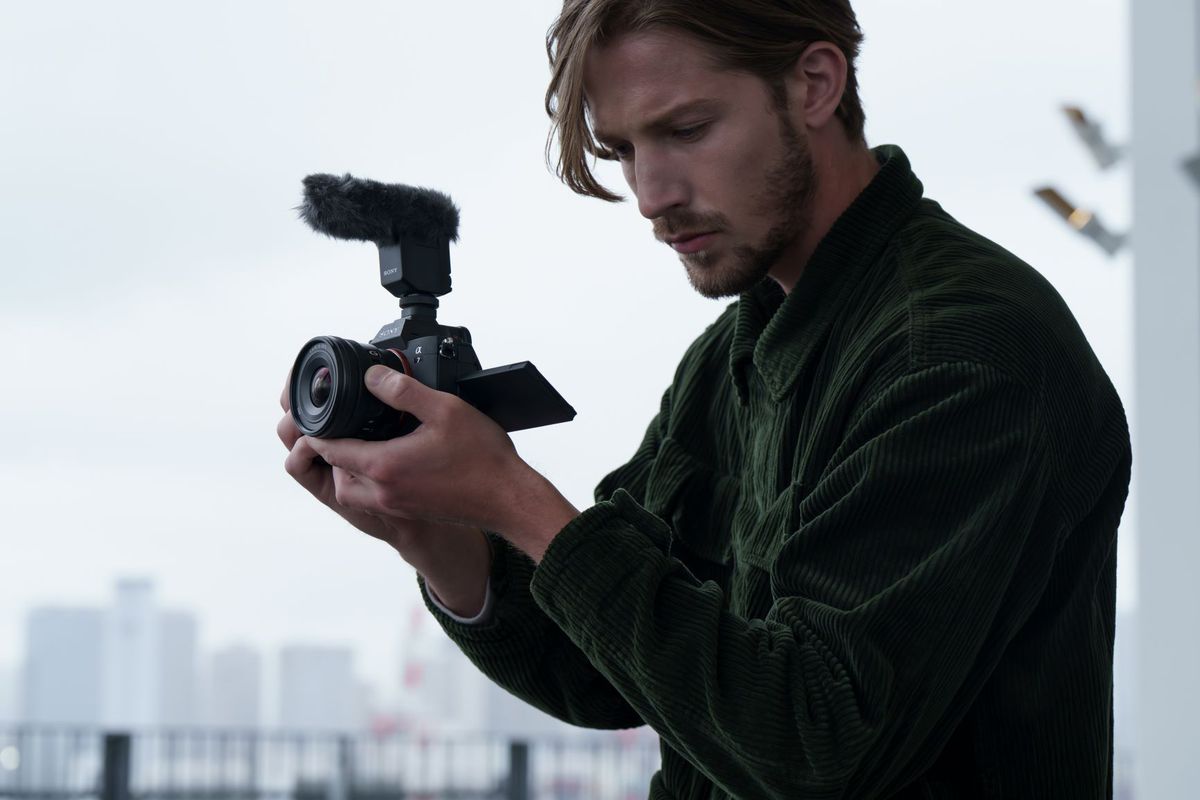 Sony E-Mount APSC 10-20mm F4 G PowerZoom