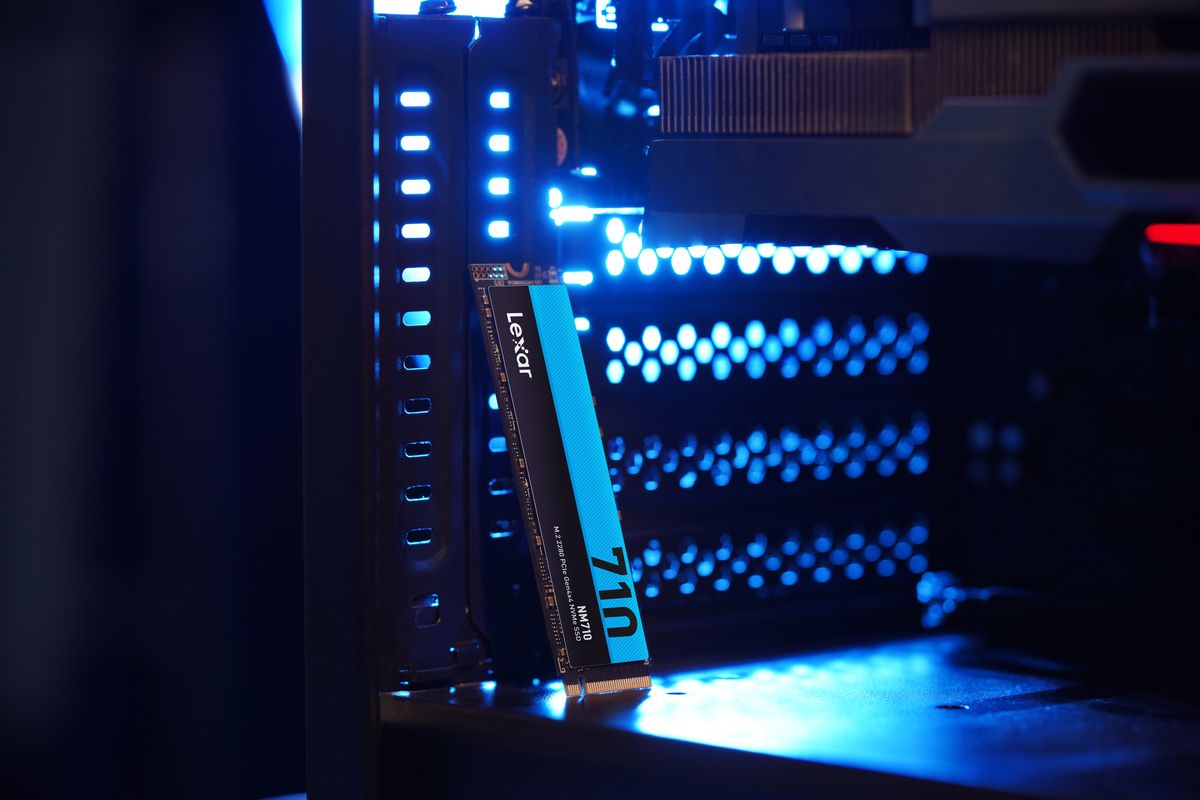 Lexar NM710 M.2 SSD 2TB Gen4x4
