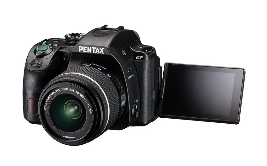 Pentax KF Black + 18-55 WR