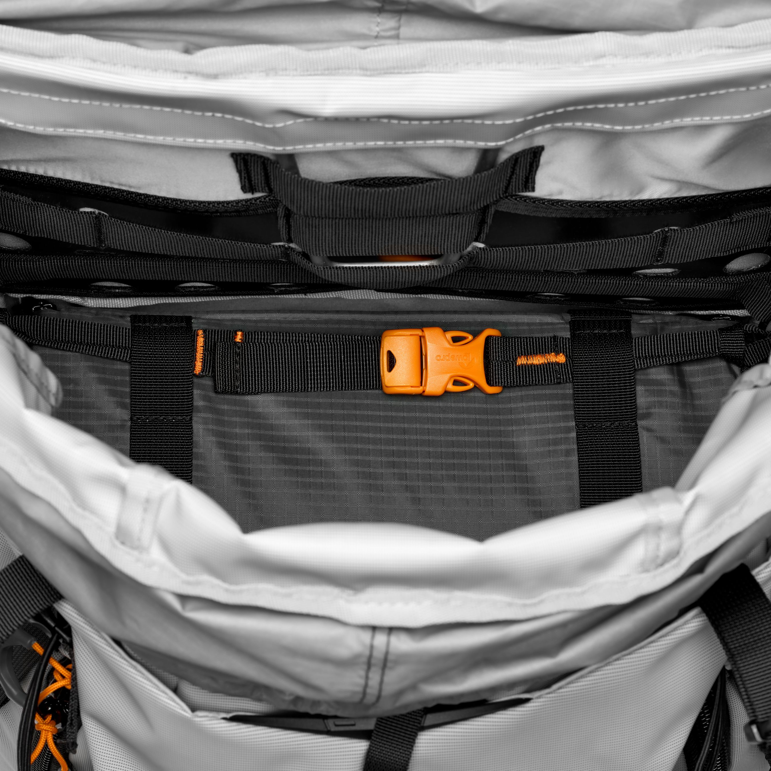 Lowepro PhotoSport PRO 70L AW III(M-L)