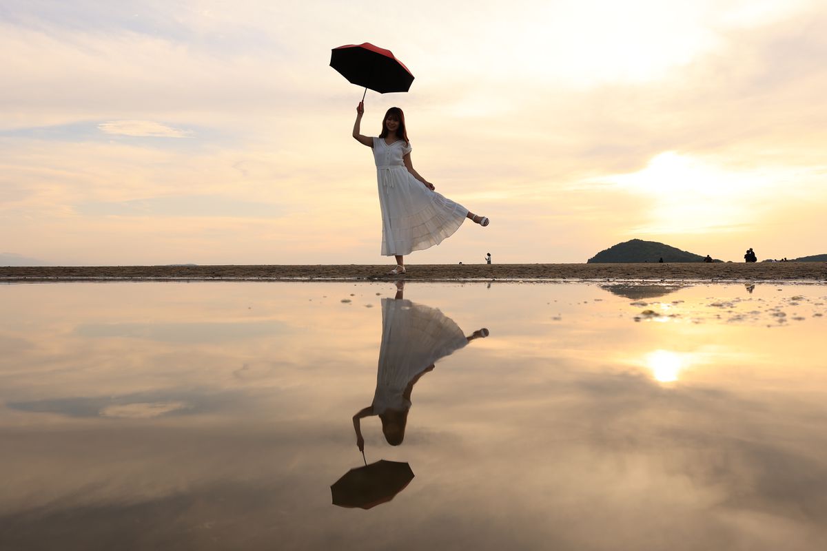 Canon RF 24mm f/1.8 Macro IS STM