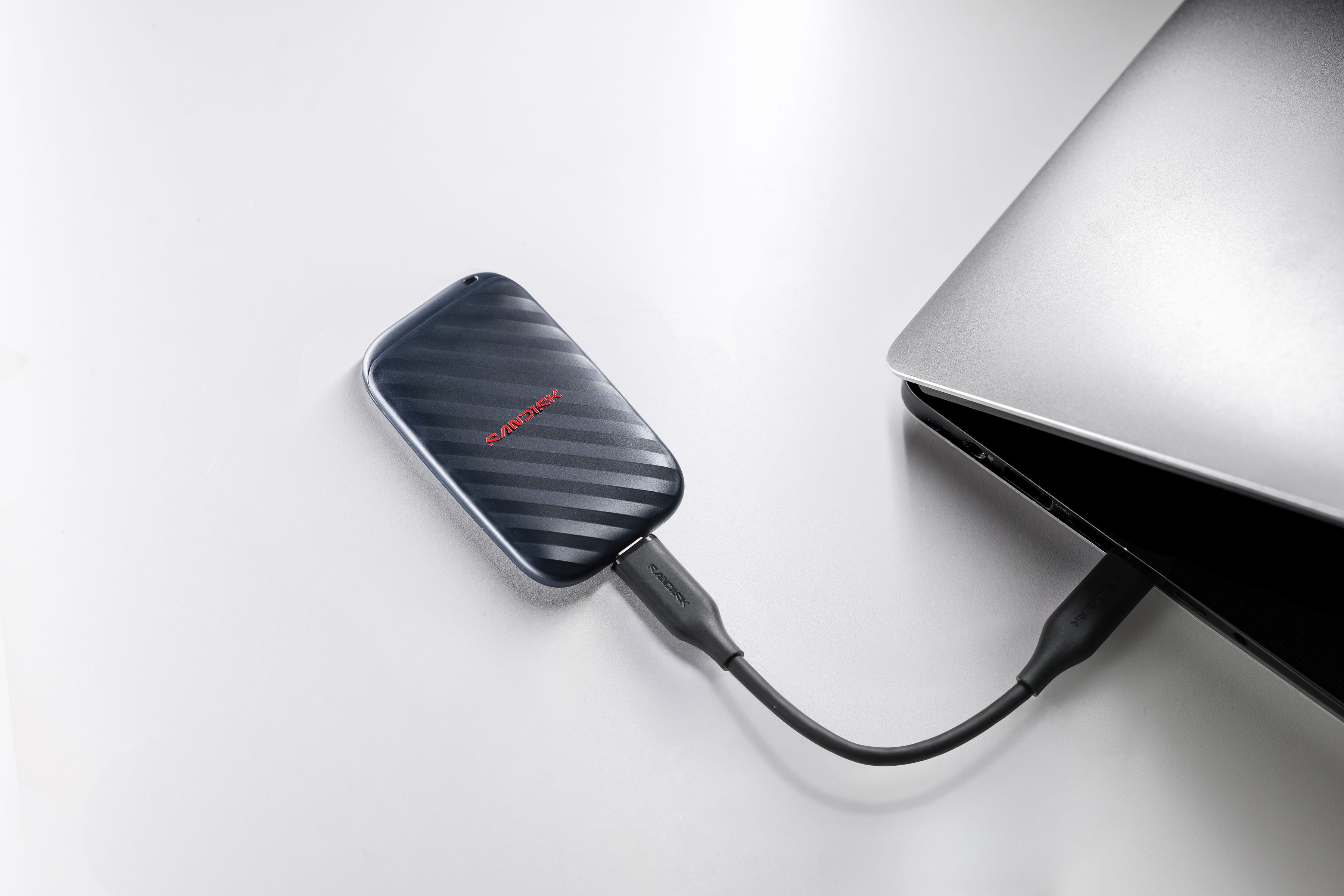 SANDISK Portable Drive 600MB/s 500GB