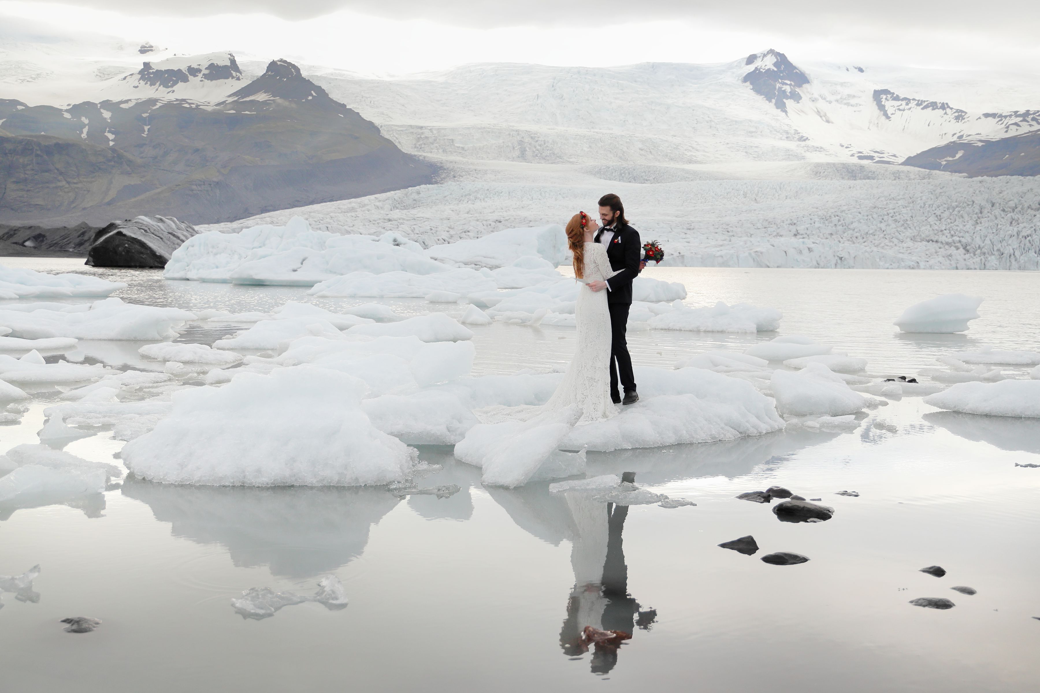 Canon EOS R + RF 24-105mm f/4-7.1 IS STM