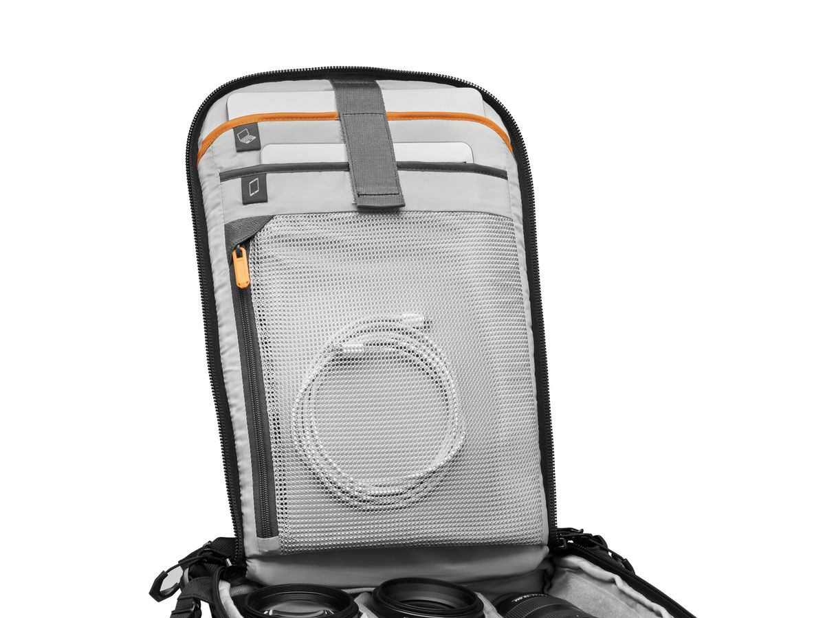 Lowepro Flipside BP 300 AW III noir