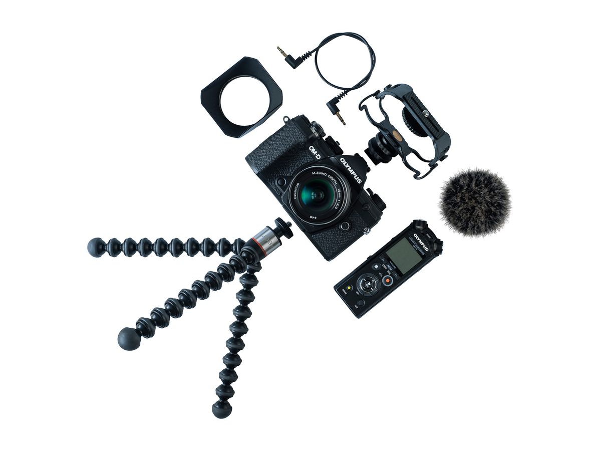 Olympus E-M5 Mark III 12mm Vlogger Kit