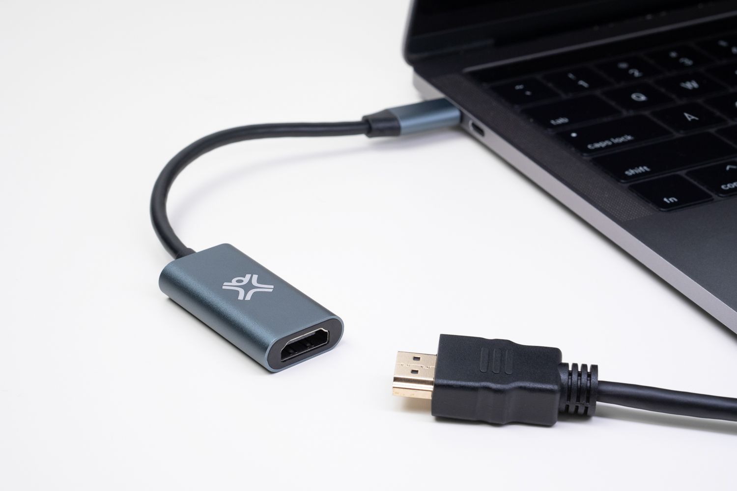 XtremeMac HDMI to type C Adapter