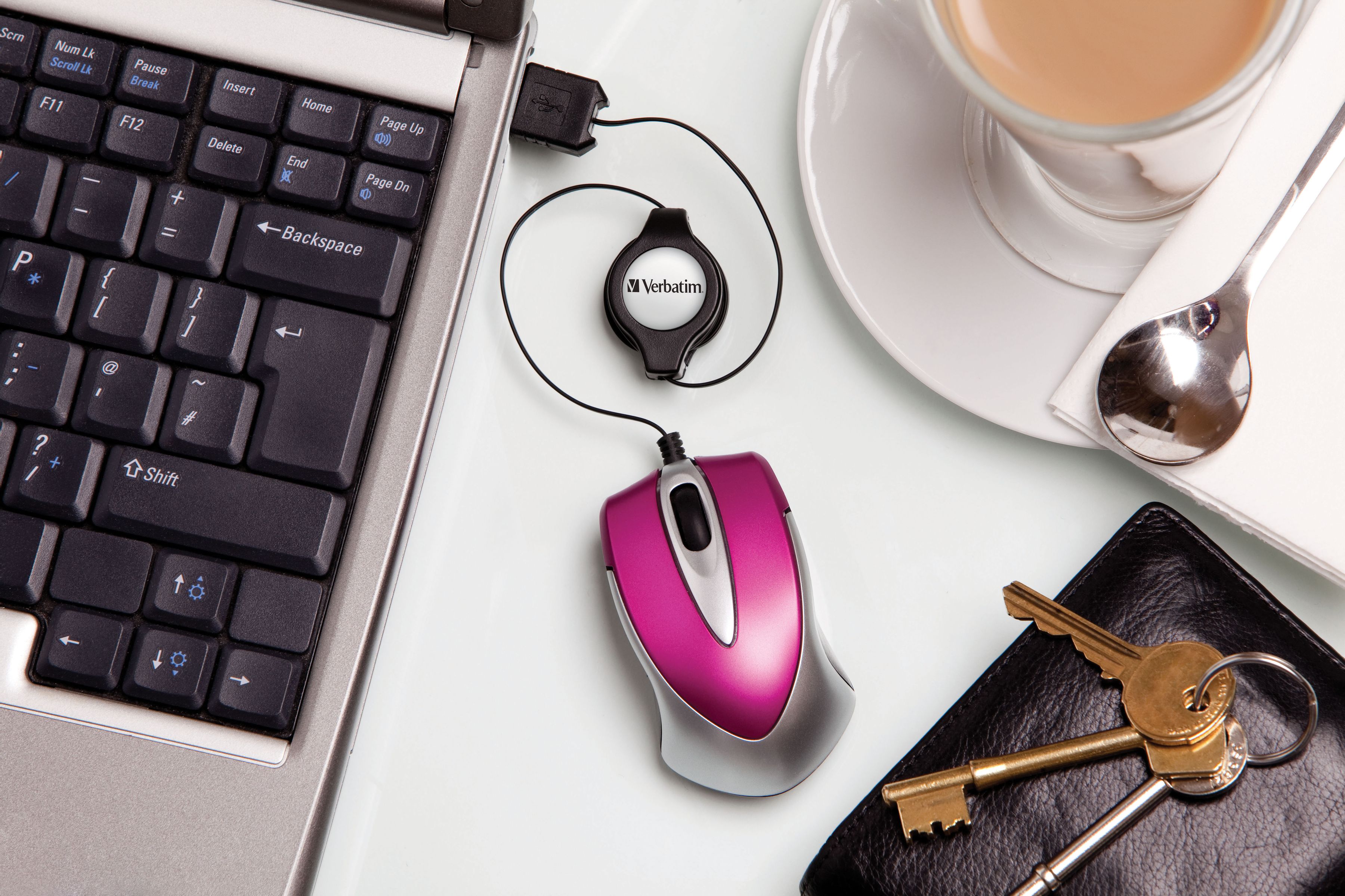 Verbatim Go Mini Travel Mouse Pink